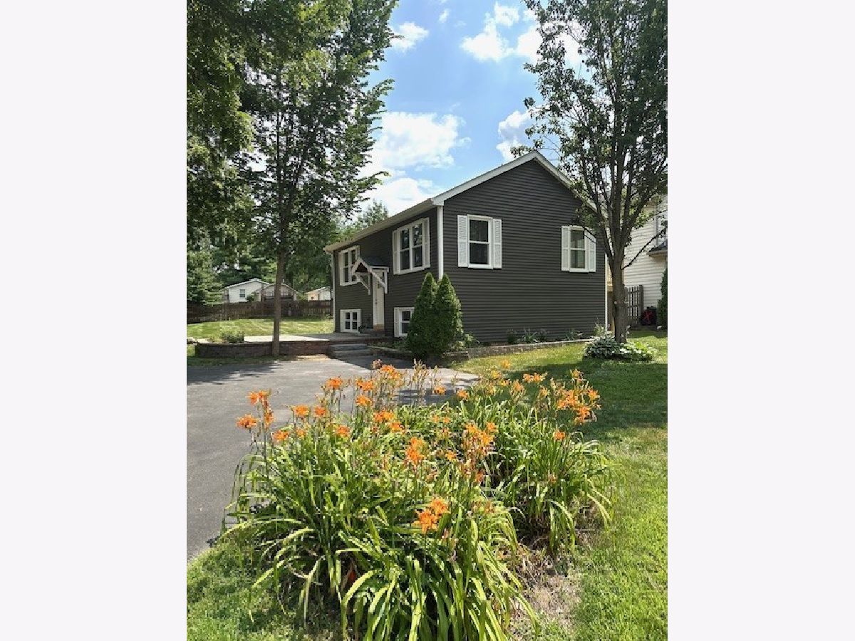 Homes For Rent Burtons Bridge Crystal Lake Illinois, 3816 Illinois