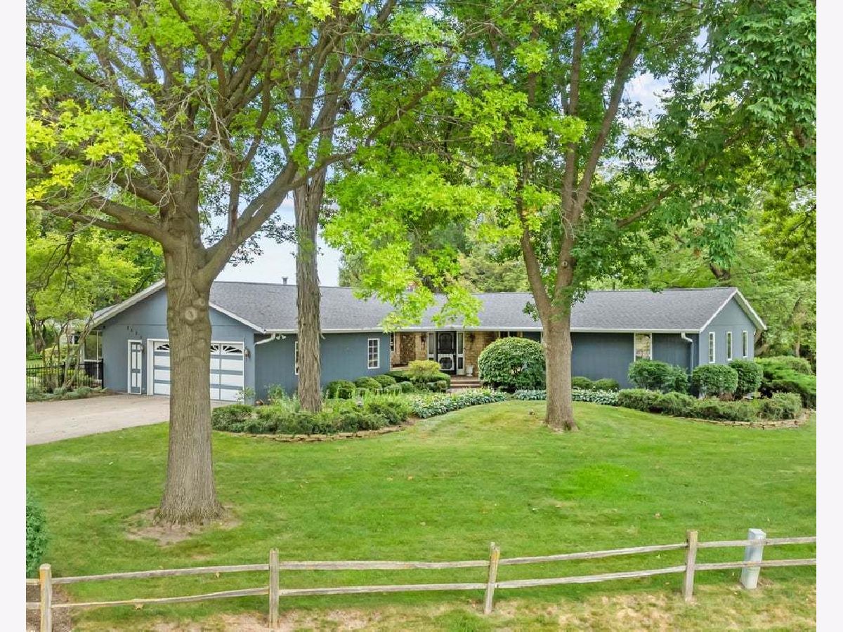  For Sale Byron Illinois, 8625 Byron Hills Drive