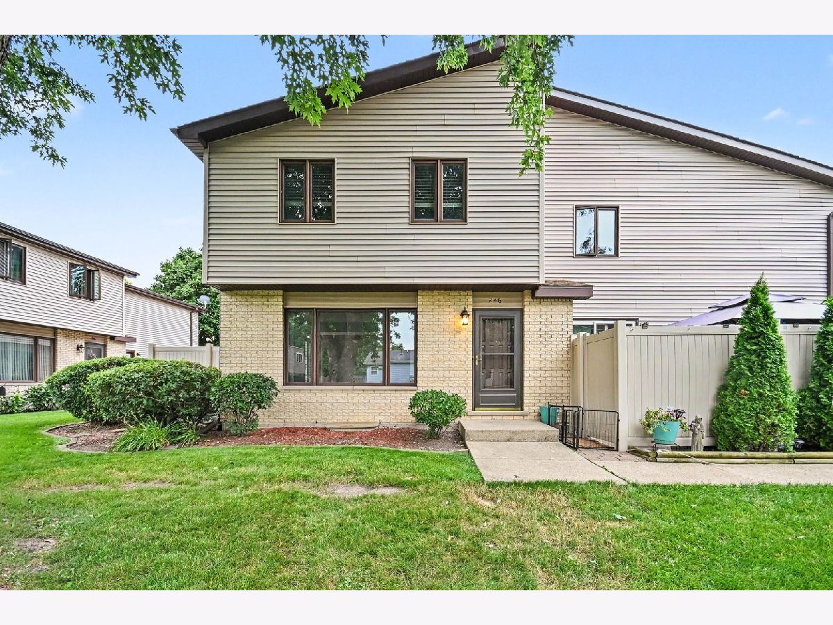  For Sale New Lenox Illinois, 246 Woodlawn Road