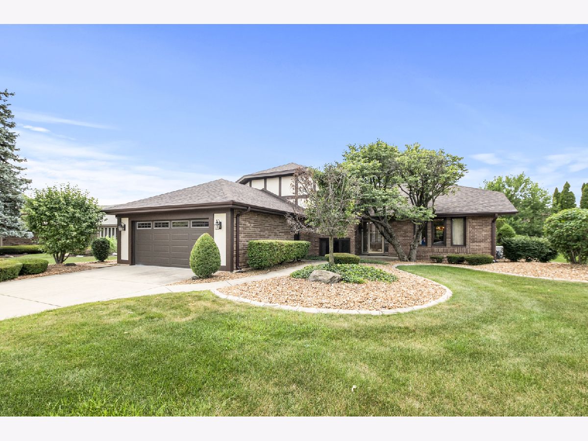  For Sale Orland Park Illinois, 8247 Shipston Street