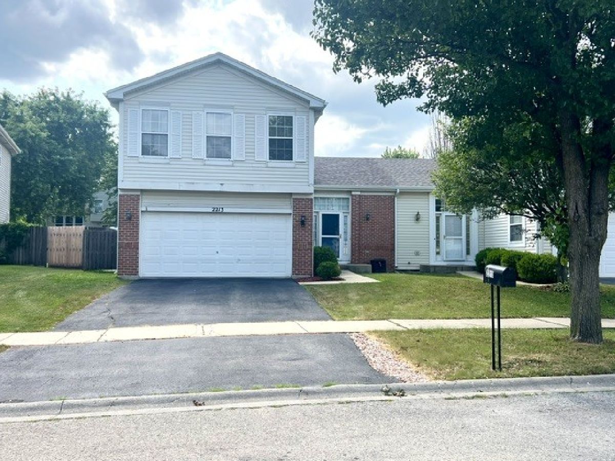 For Rent Plainfield Illinois, 2213 Carpenter