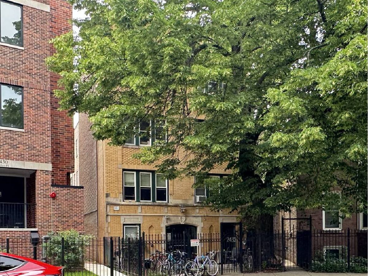 For Rent Chicago Illinois, 2432 Linden