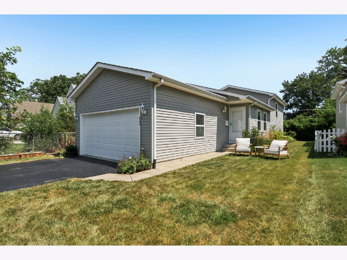  For Sale Round Lake Park Illinois, 407 Grandview Drive