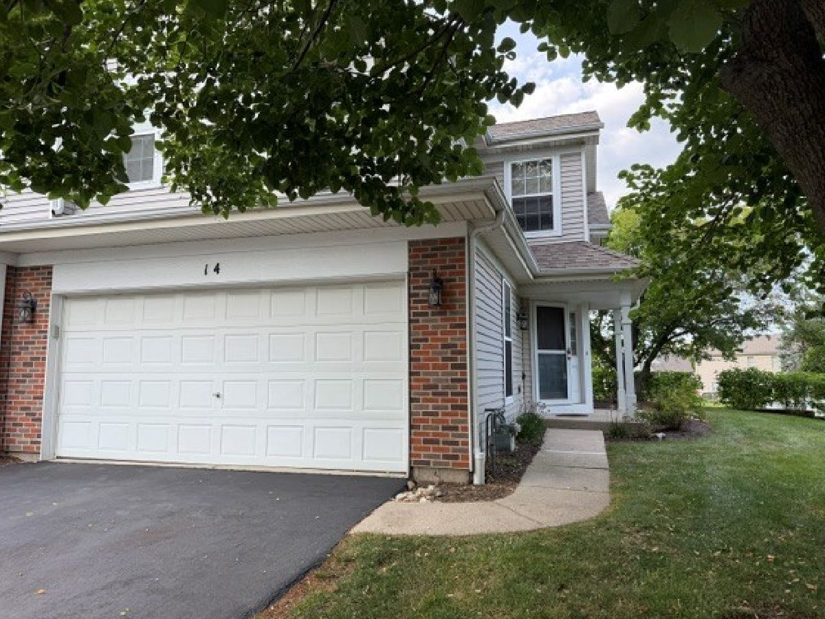 Homes & Townhomes For Sale Willoughby Farms Algonquin Illinois, 14 Dellwood Court