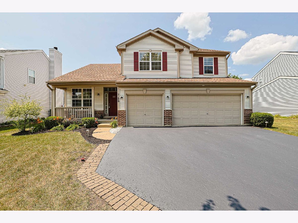  For Sale Montgomery Illinois, 2109 Chad Lane