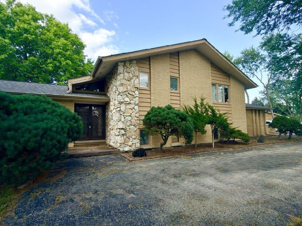  For Rent Downers Grove Illinois, 7826 Dunham