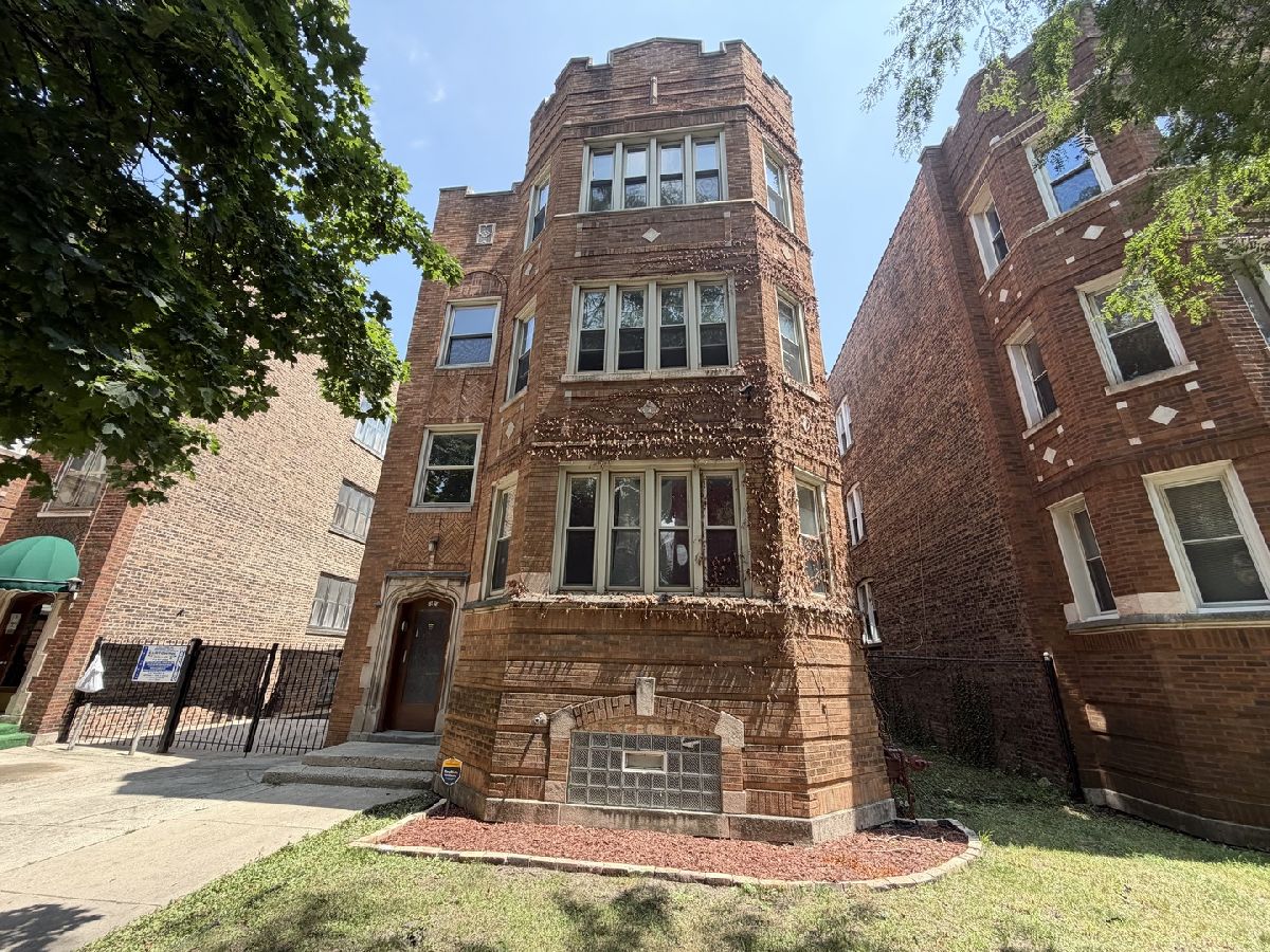  For Rent Chicago Illinois, 7821 Phillips