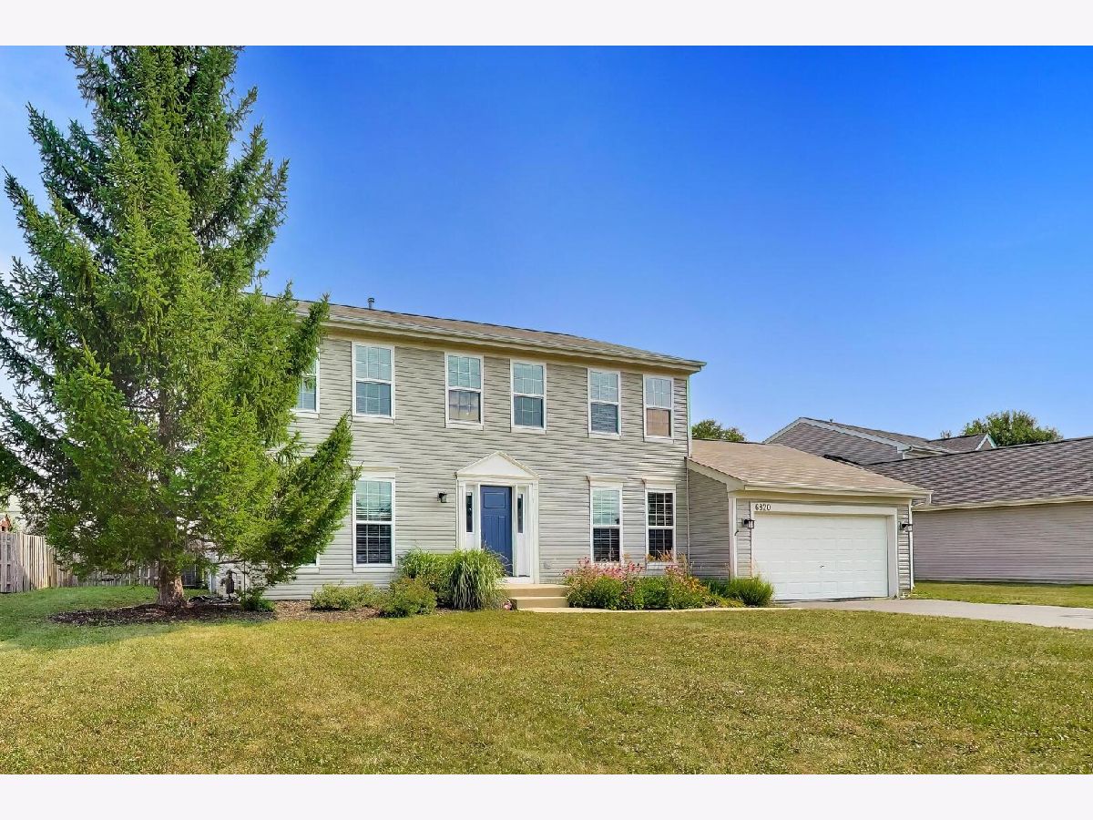  For Sale Mchenry Illinois, 6820 Ayre Drive