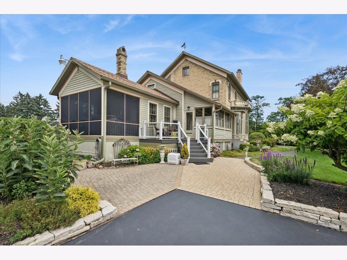  For Sale Winthrop Harbor Illinois, 346 Sheridan Road