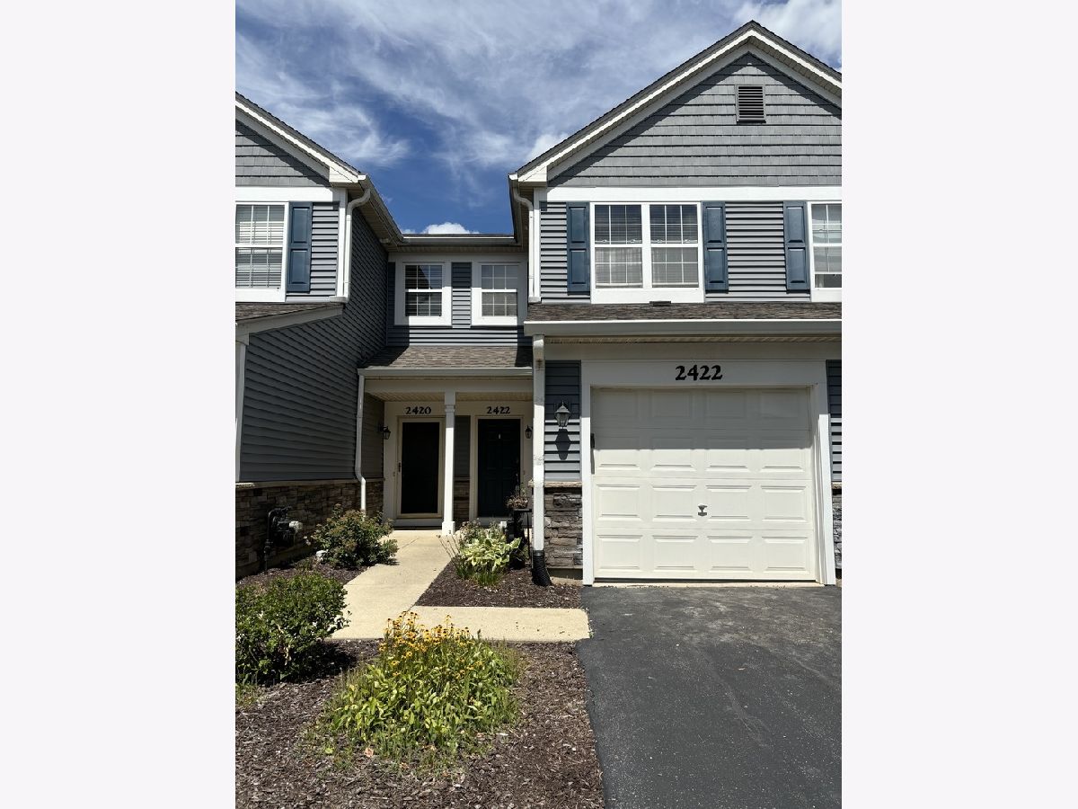 Townhomes & Condos & Homes For Rent Enclave At Country Lakes Naperville Illinois, 2422 Golf Ridge
