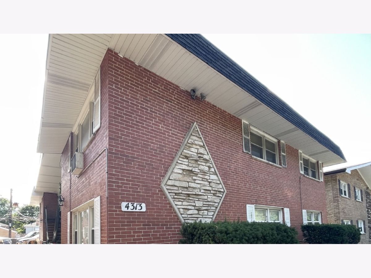  For Sale Stickney Illinois, 4313 Harlem Avenue