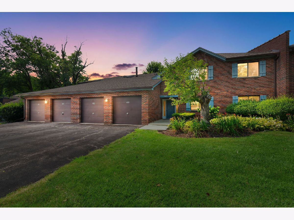  For Sale Lisle Illinois, 1824 Portsmouth Drive