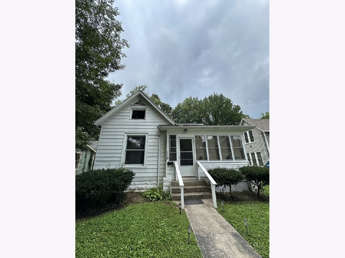  Sold Carbondale Illinois, 110 Forest
