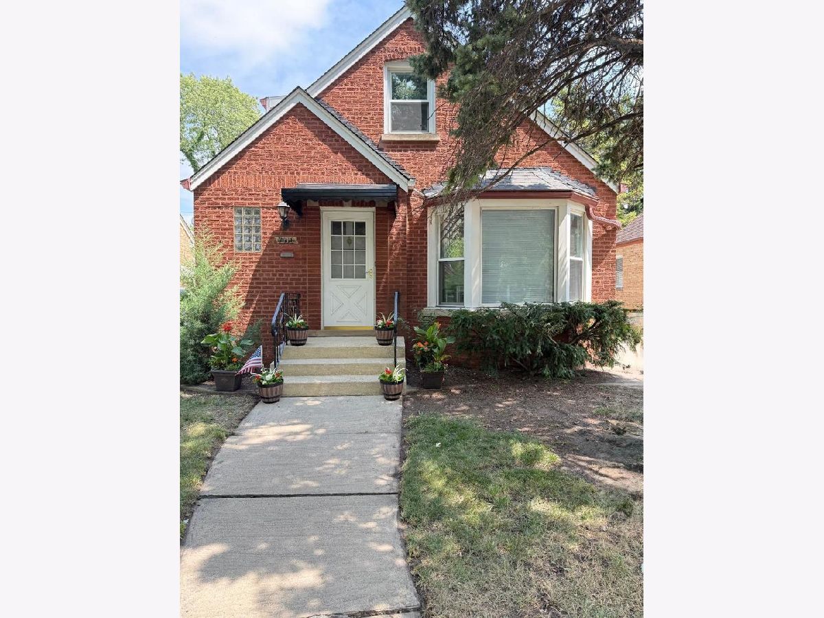  For Sale Chicago Illinois, 7119 Merrimac Avenue