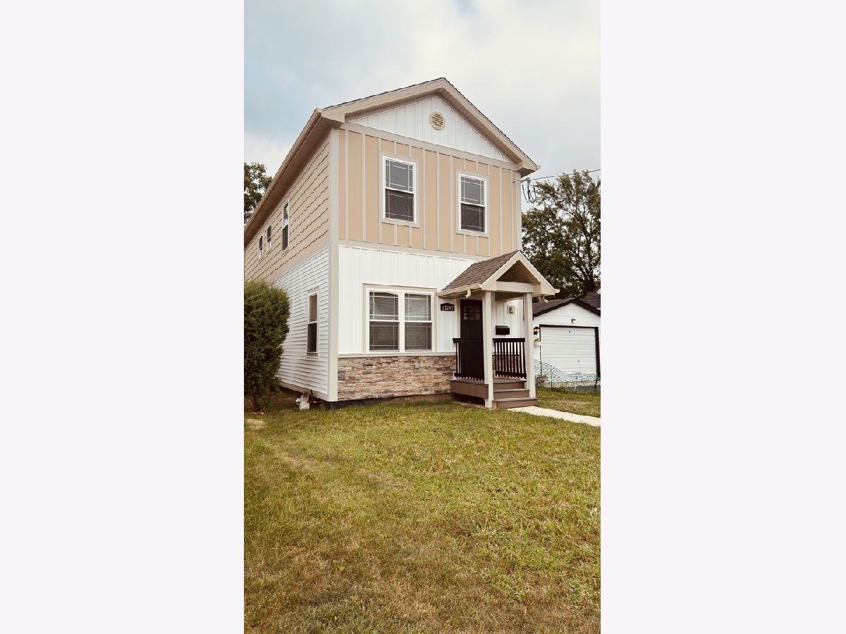  For Sale Alsip Illinois, 12207 Mcdaniel Street