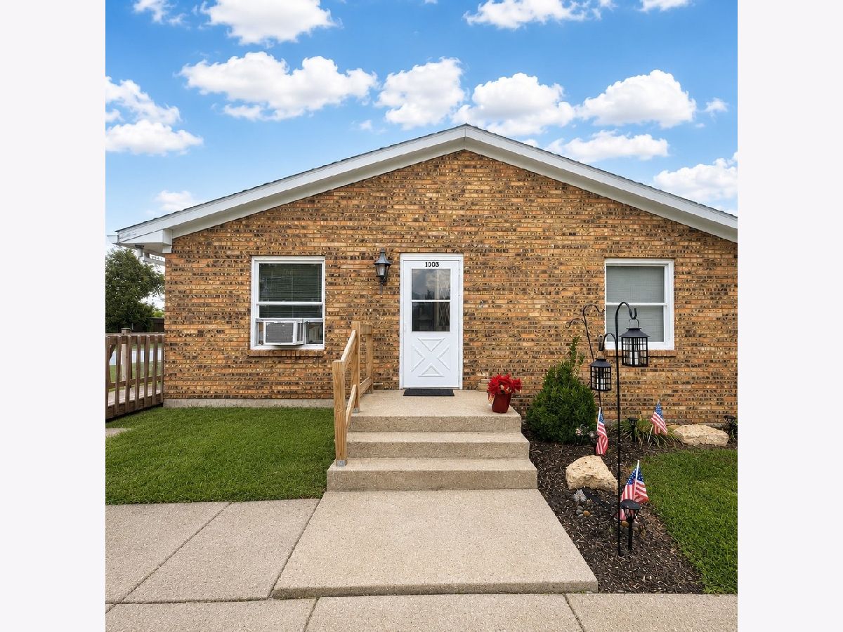  For Sale Silvis Illinois, 1001 14th Street
