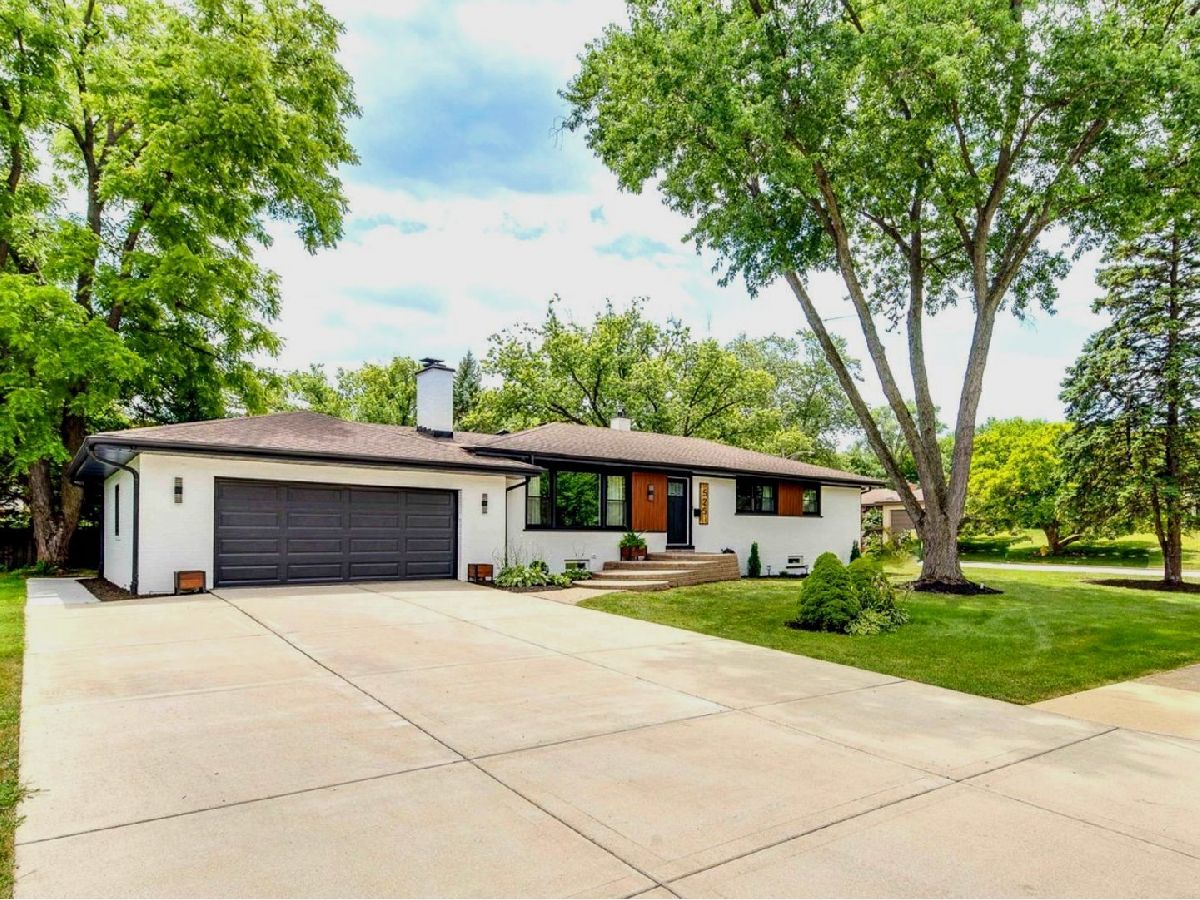  For Sale Downers Grove Illinois, 525 Bunning Drive