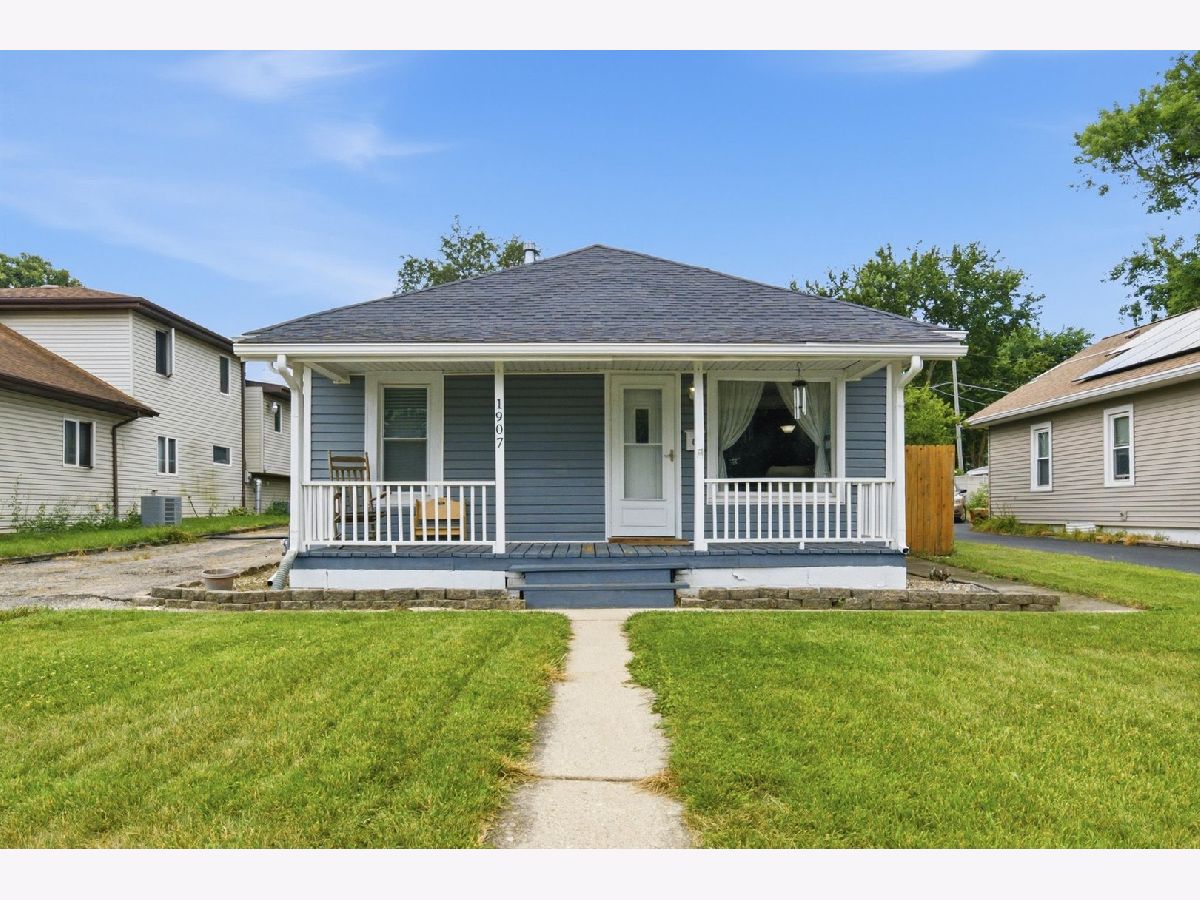  For Rent Crest Hill Illinois, 1907 Cora