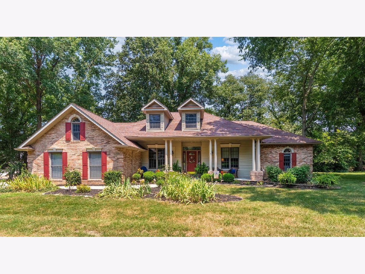  Sold Carbondale Illinois, 1110 Grand Oak