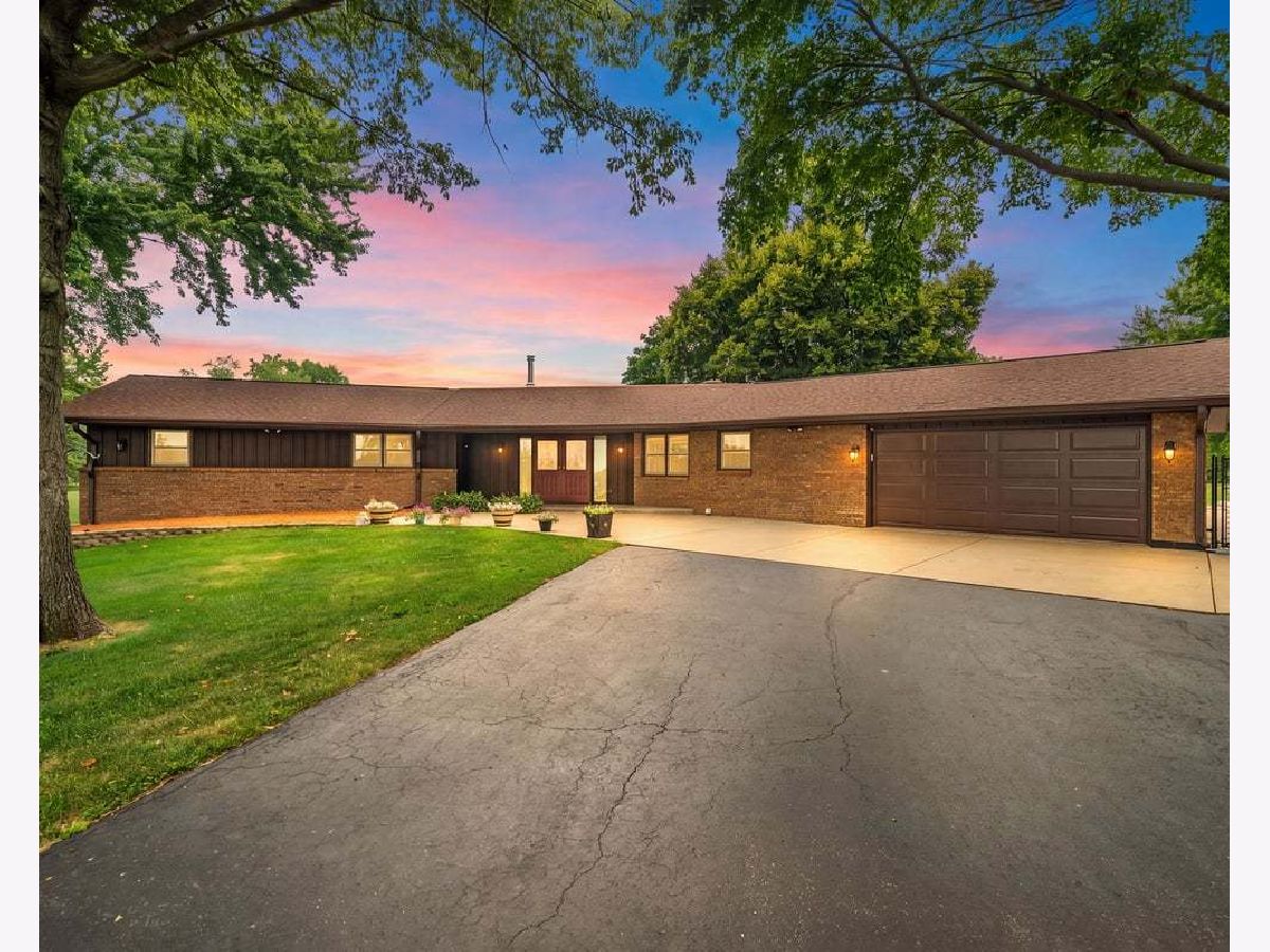  For Sale Byron Illinois, 12048 Tower Road