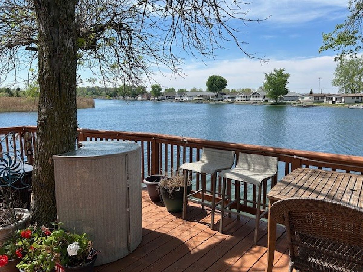 Subdivision For Sale Lake Shannon Reddick Illinois, 77 Linda Lane