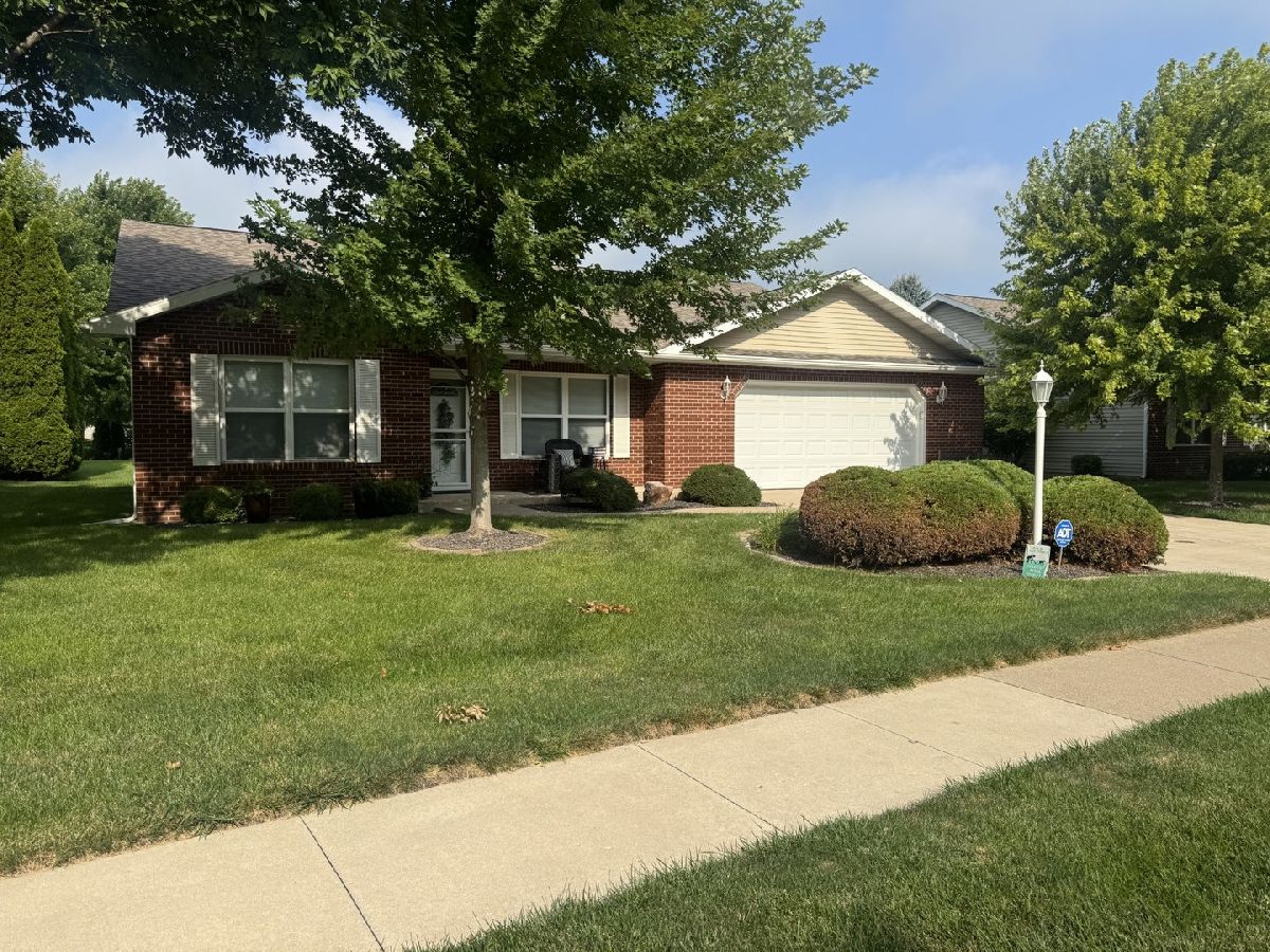  For Sale Peru Illinois, 2806 Becker Drive