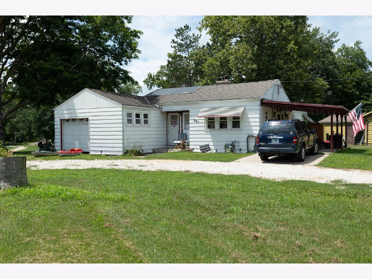  For Sale Deer Creek Illinois, 501 Logan Street