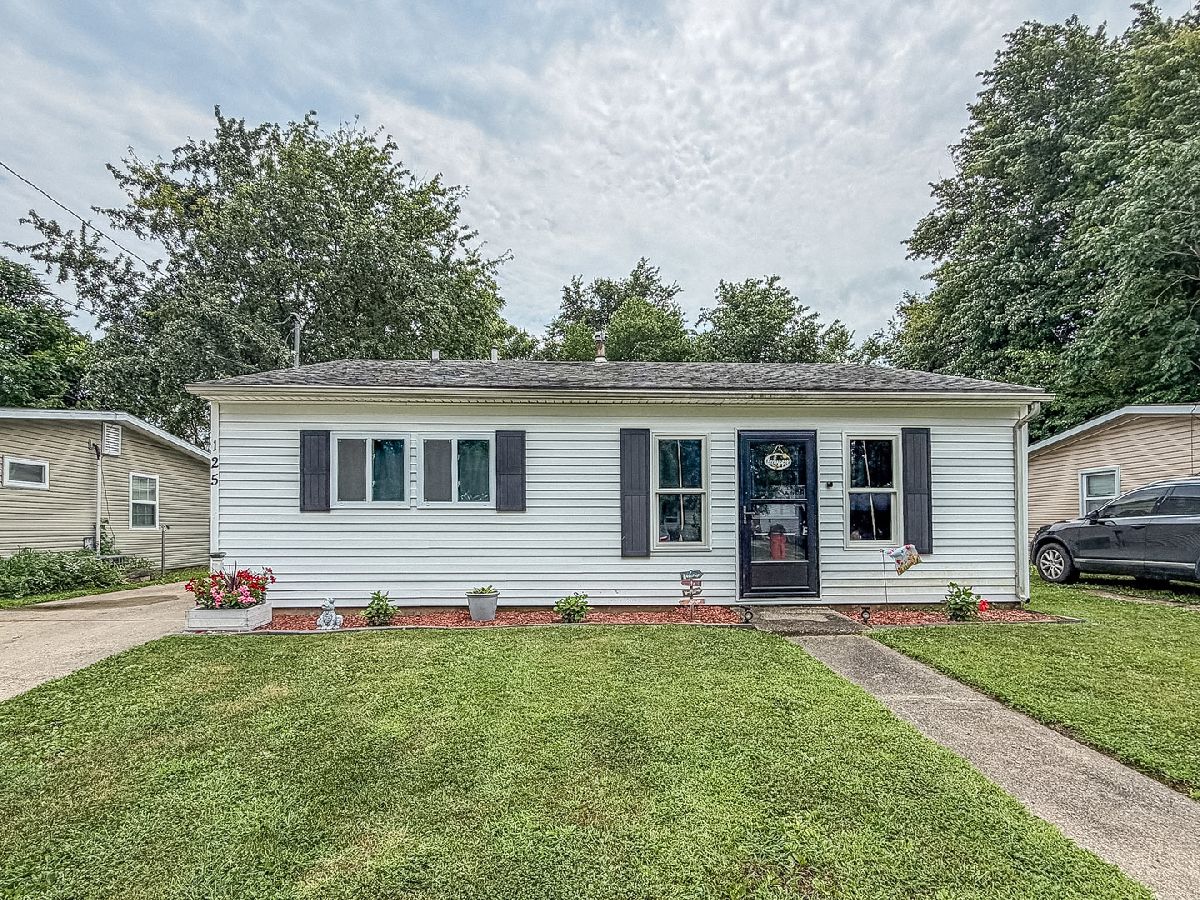  Sold Mattoon Illinois, 125 Woodlawn