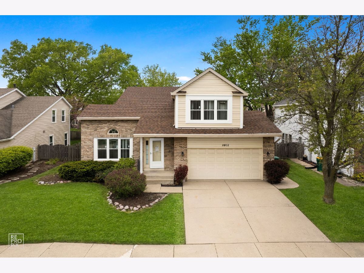 Homes For Rent Astor Place Buffalo Grove Illinois, 1002 Hobson