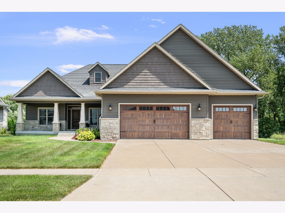  For Sale Eldridge Iowa, 813 10th Street