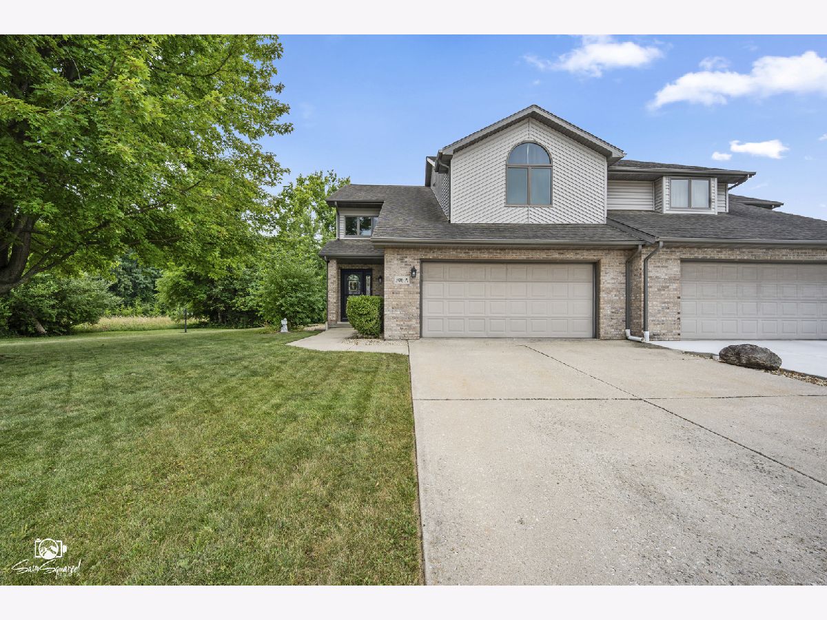  Rented Minooka Illinois, 306 Grande
