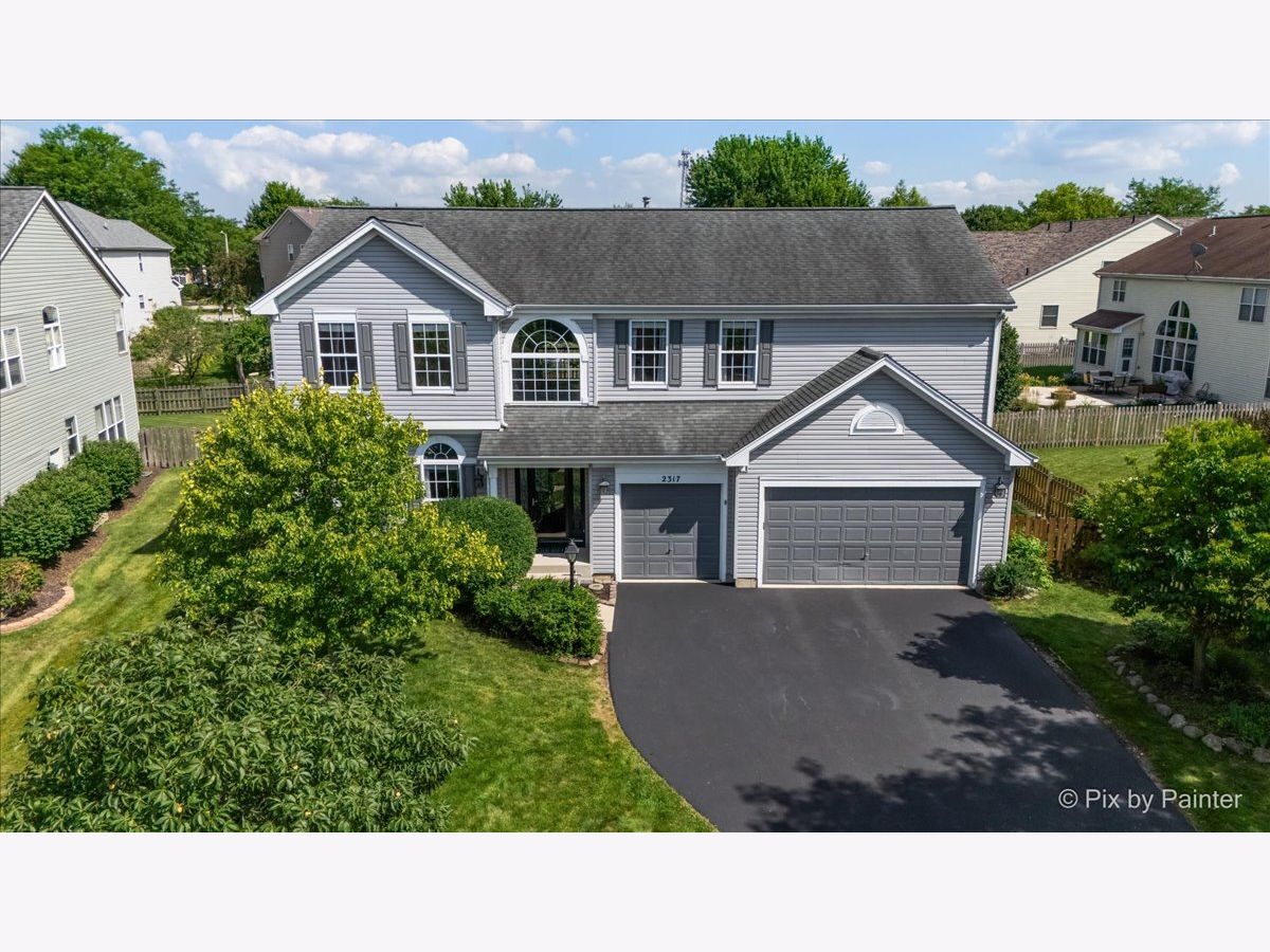  For Sale Algonquin Illinois, 2317 Barrett Drive
