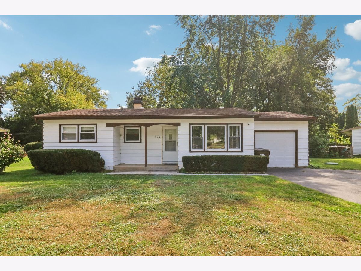  For Rent Cary Illinois, 2610 Killarney