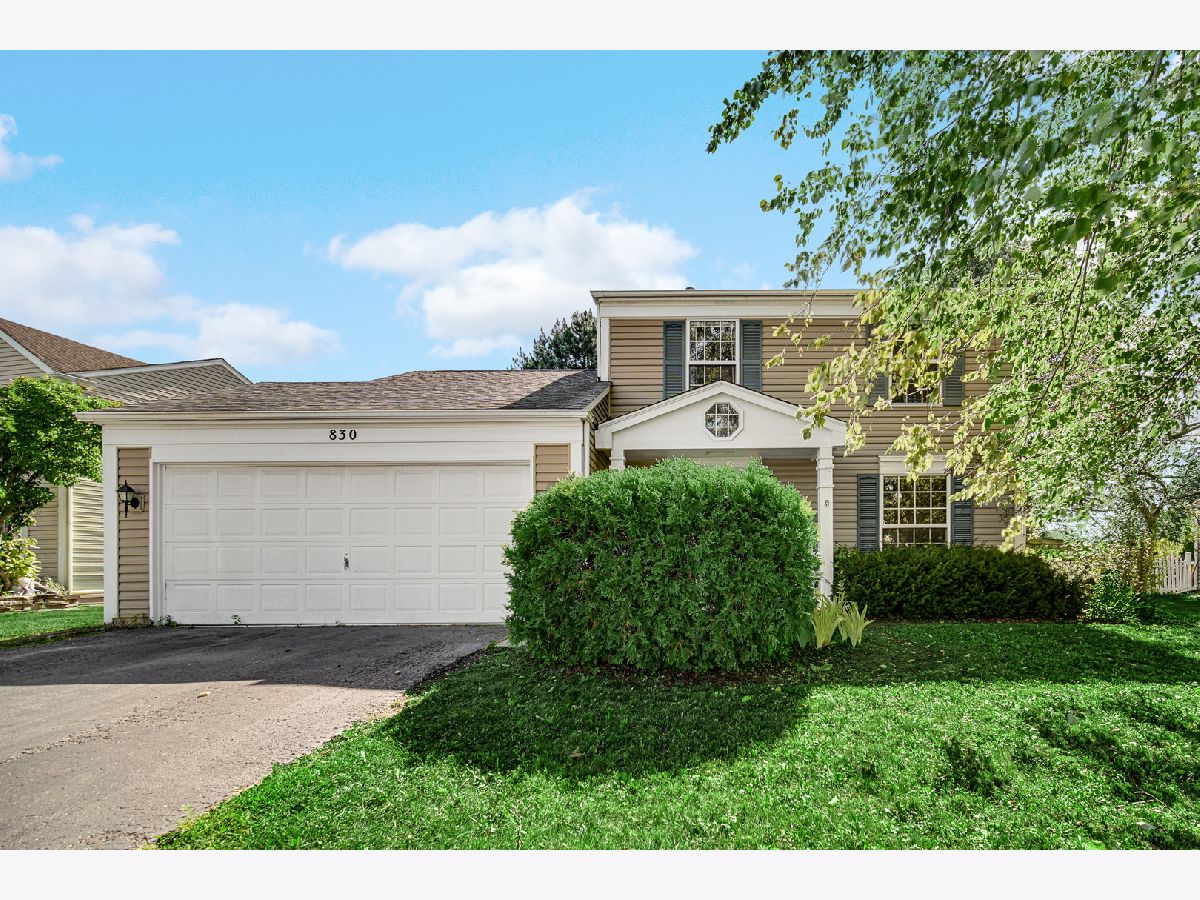  For Sale Elgin Illinois, 830 Indian Wells Circle
