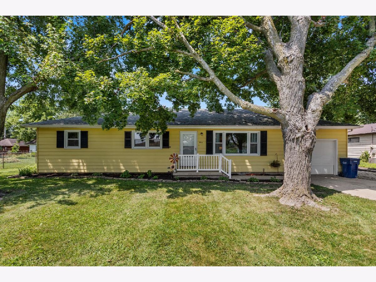  For Sale Mansfield Illinois, 304 Mckinley Street