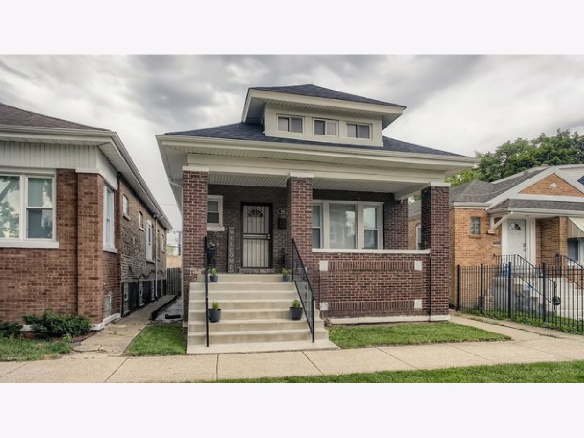  For Sale Chicago Illinois, 5741 Artesian Avenue