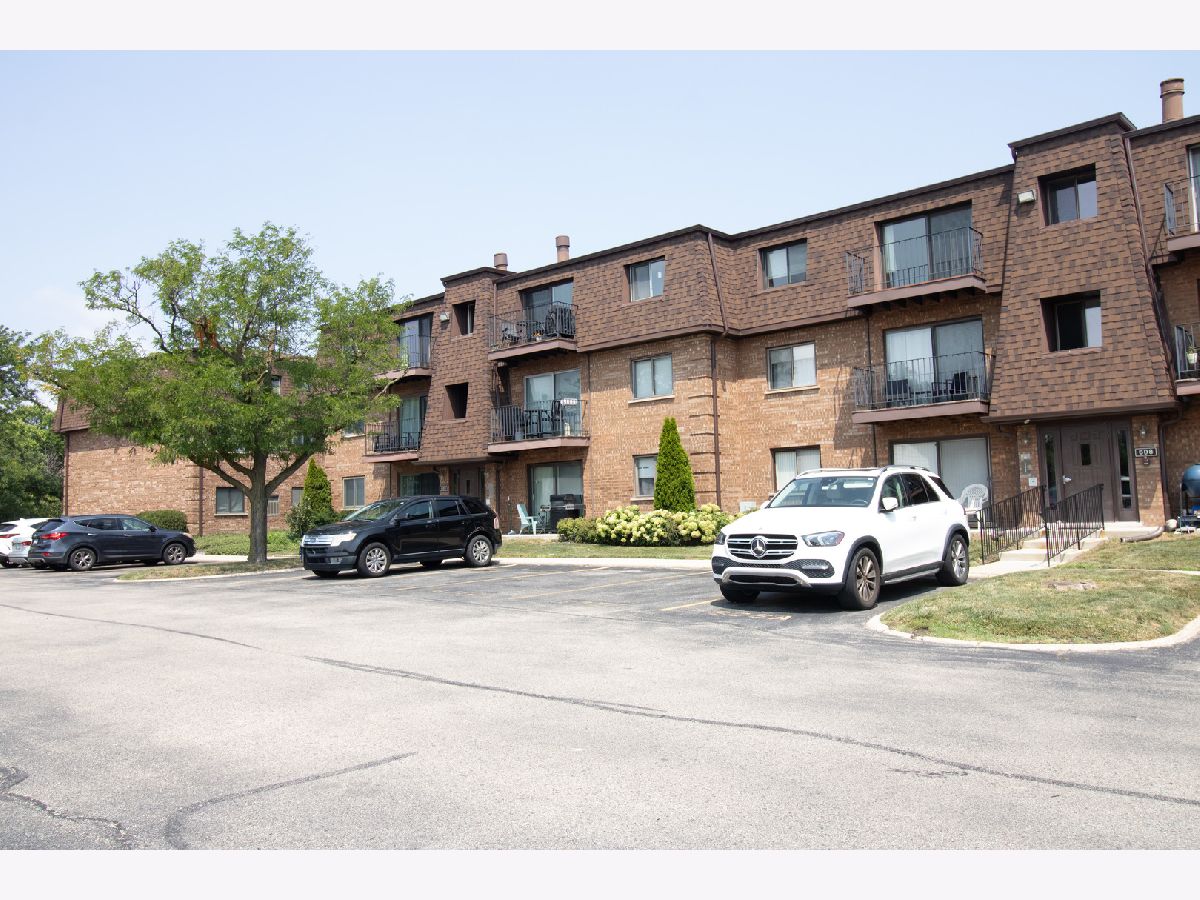  For Sale Glenview Illinois, 608 Cobblestone Circle