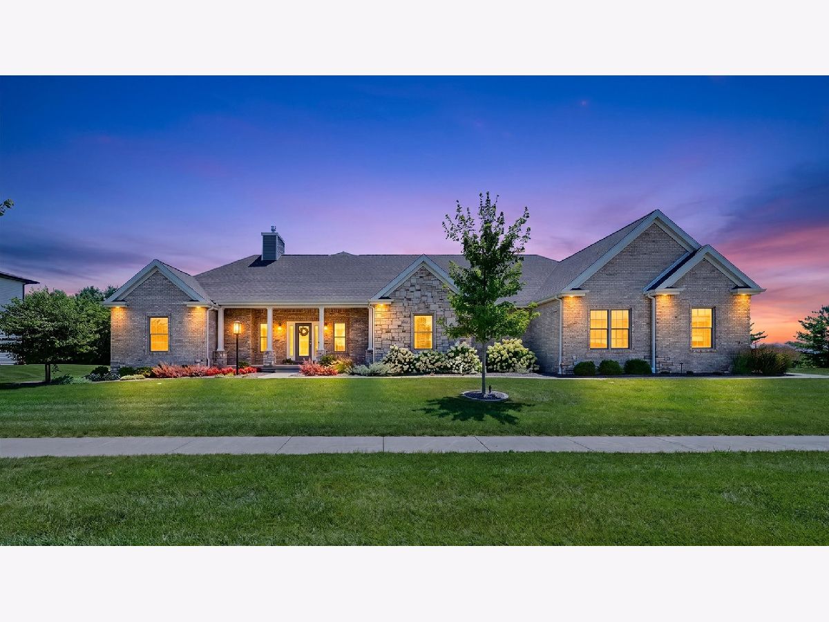  For Sale Savoy Illinois, 603 Cayman Way