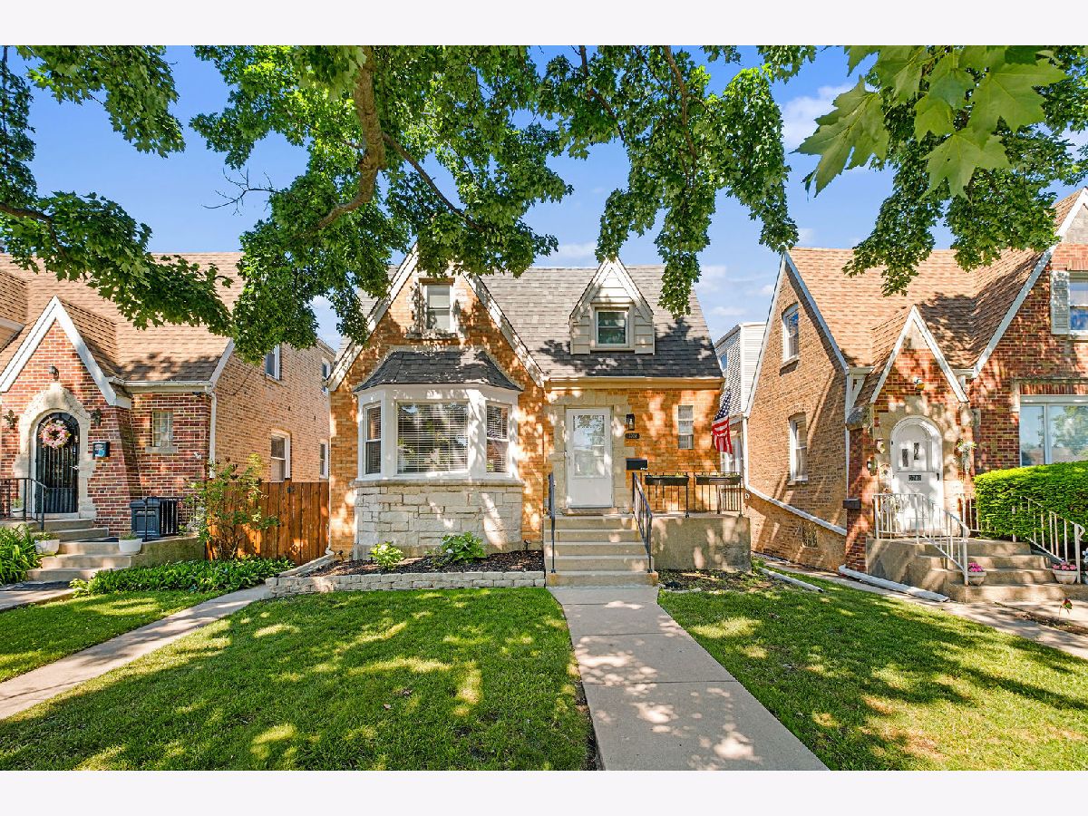 For Sale Chicago Illinois, 5704 Major Avenue