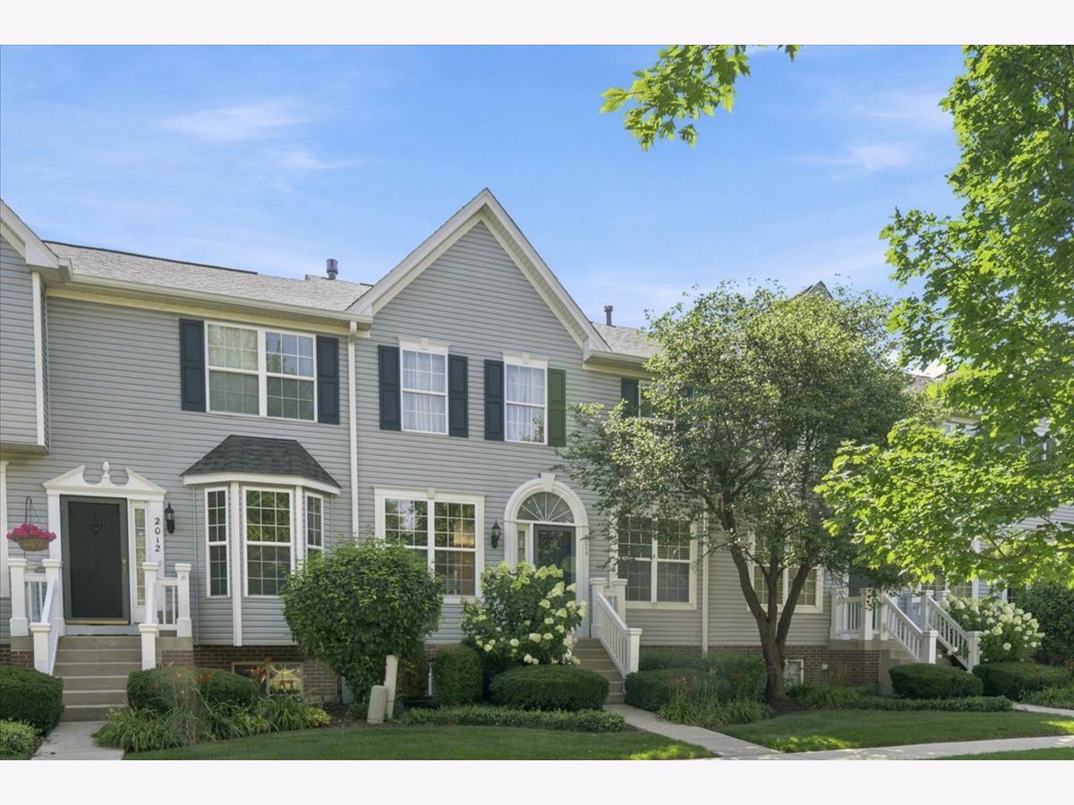  For Sale Batavia Illinois, 2014 Peterson Place