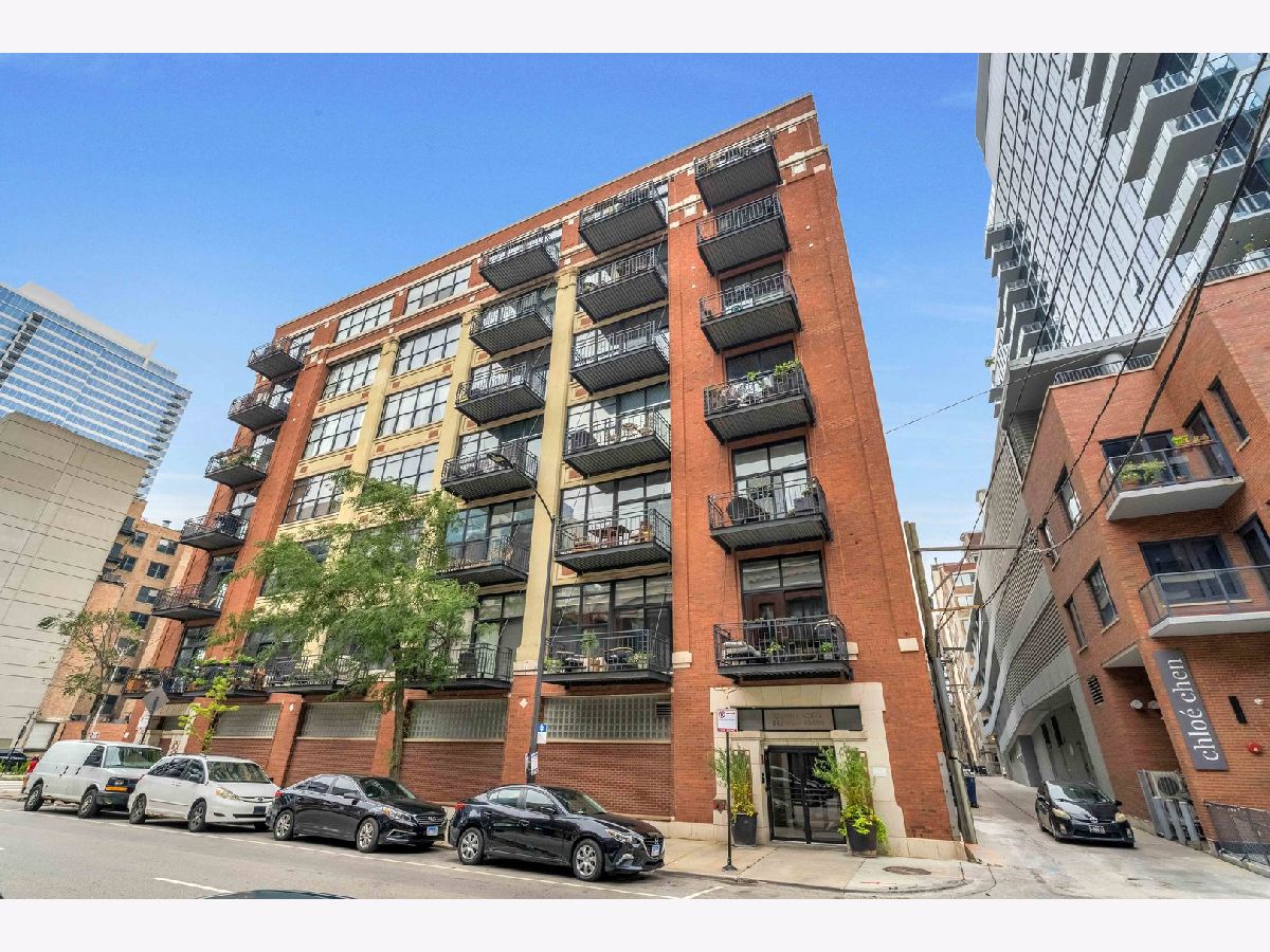 Condominiums For Sale Olympia Lofts Chicago Illinois, 843 Adams Street