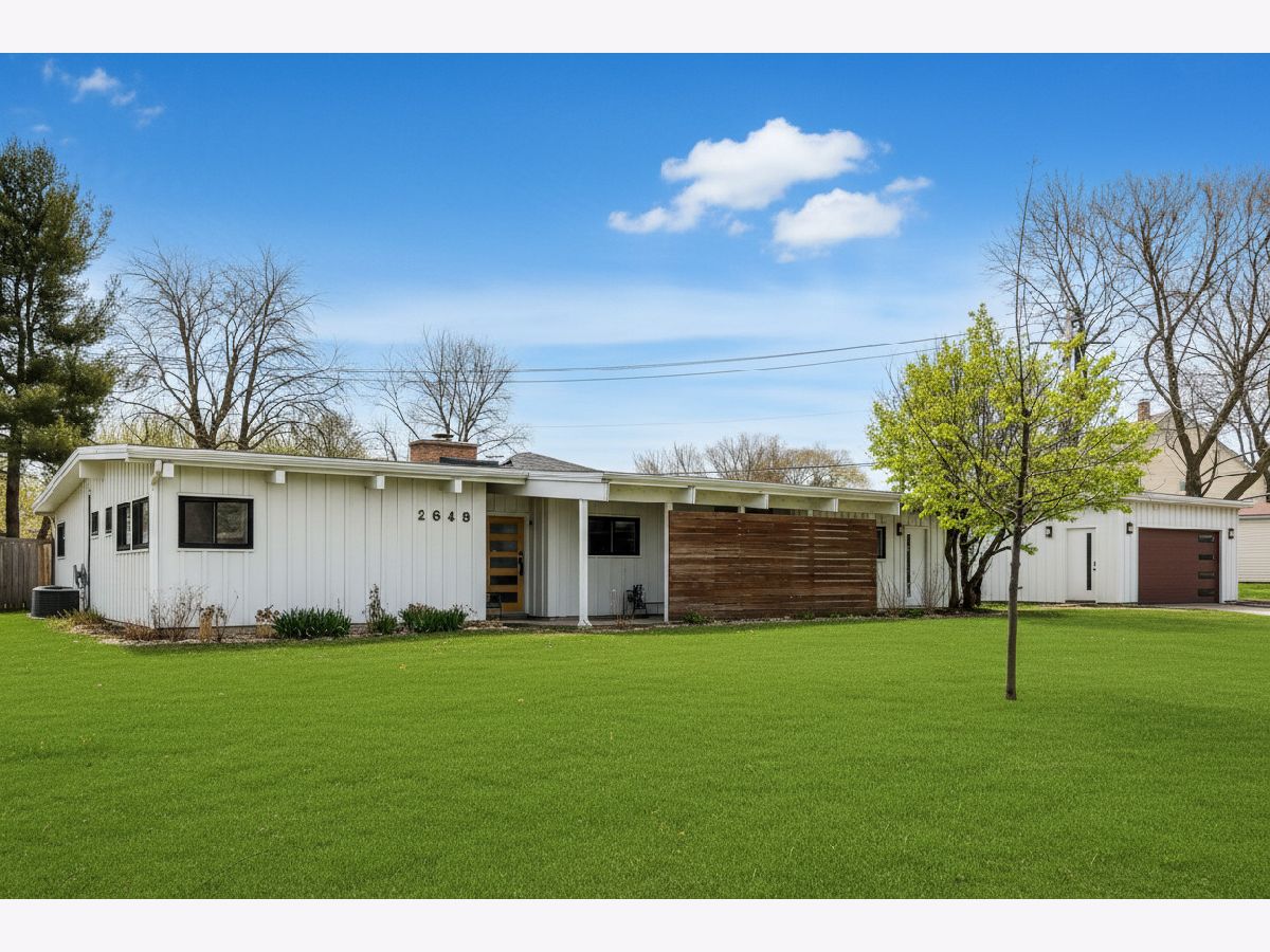  For Rent Evanston Illinois, 2649 Crawford