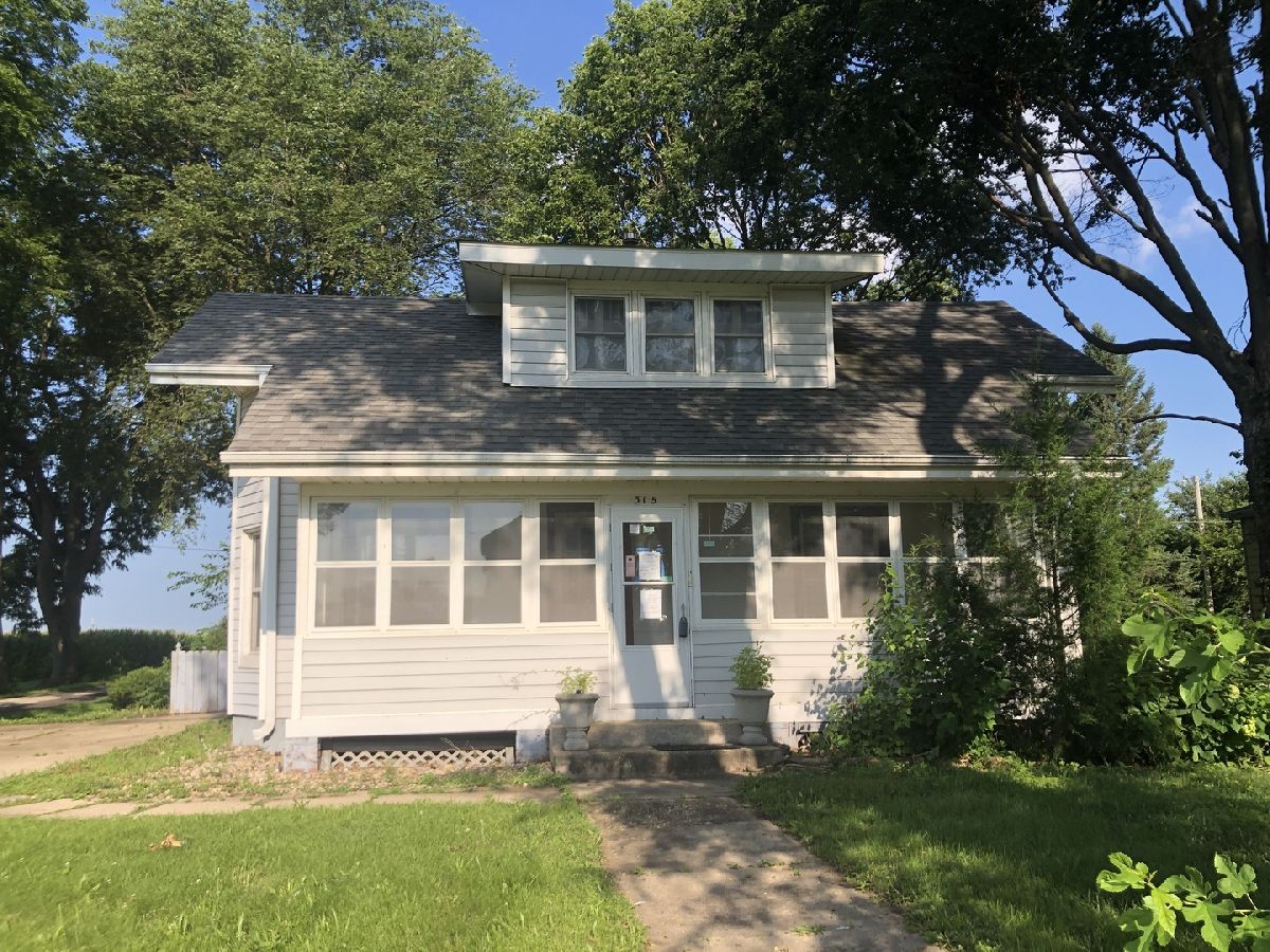  For Sale Minier Illinois, 315 Main Avenue