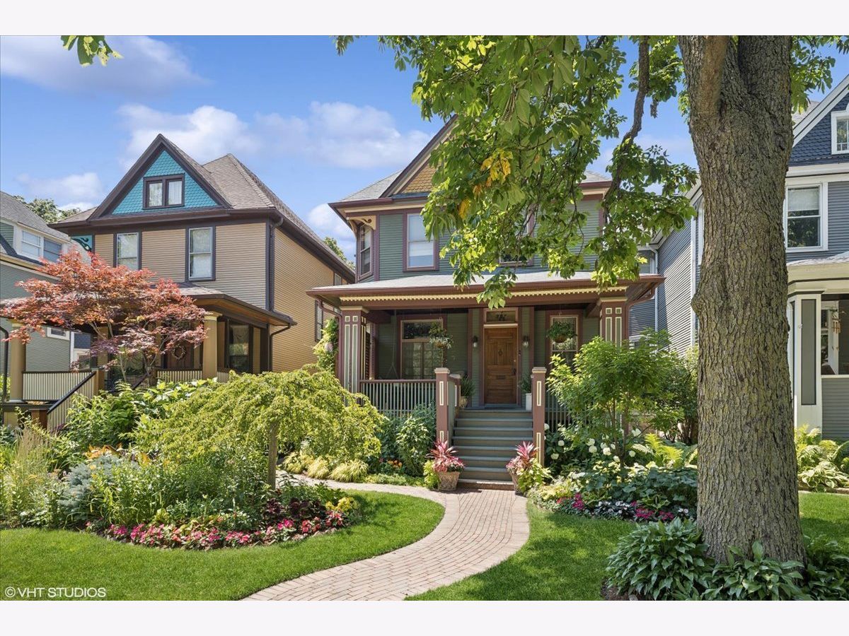  For Sale Oak Park Illinois, 227 Euclid Avenue