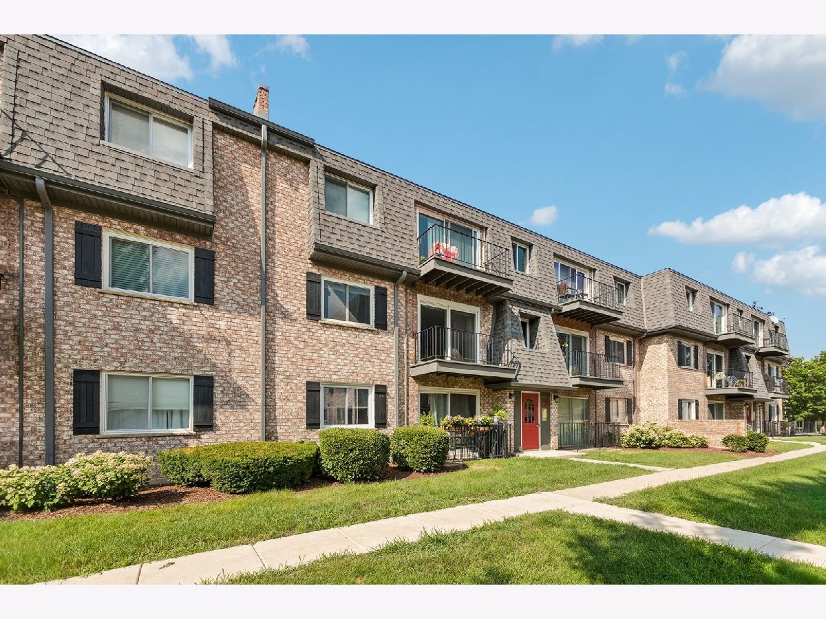 Condominiums For Sale Plum Grove Condos Palatine Illinois, 876 Plum Grove Road