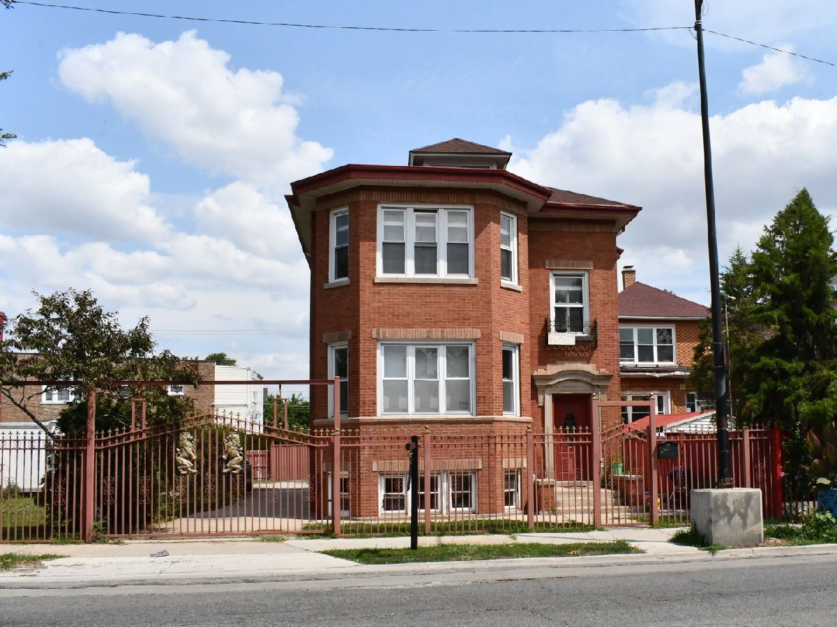  For Sale Chicago Illinois, 2514 55th Street