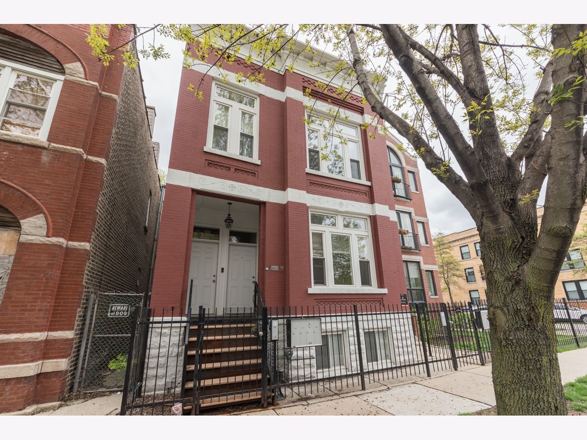  Rented Chicago Illinois, 2702 Thomas