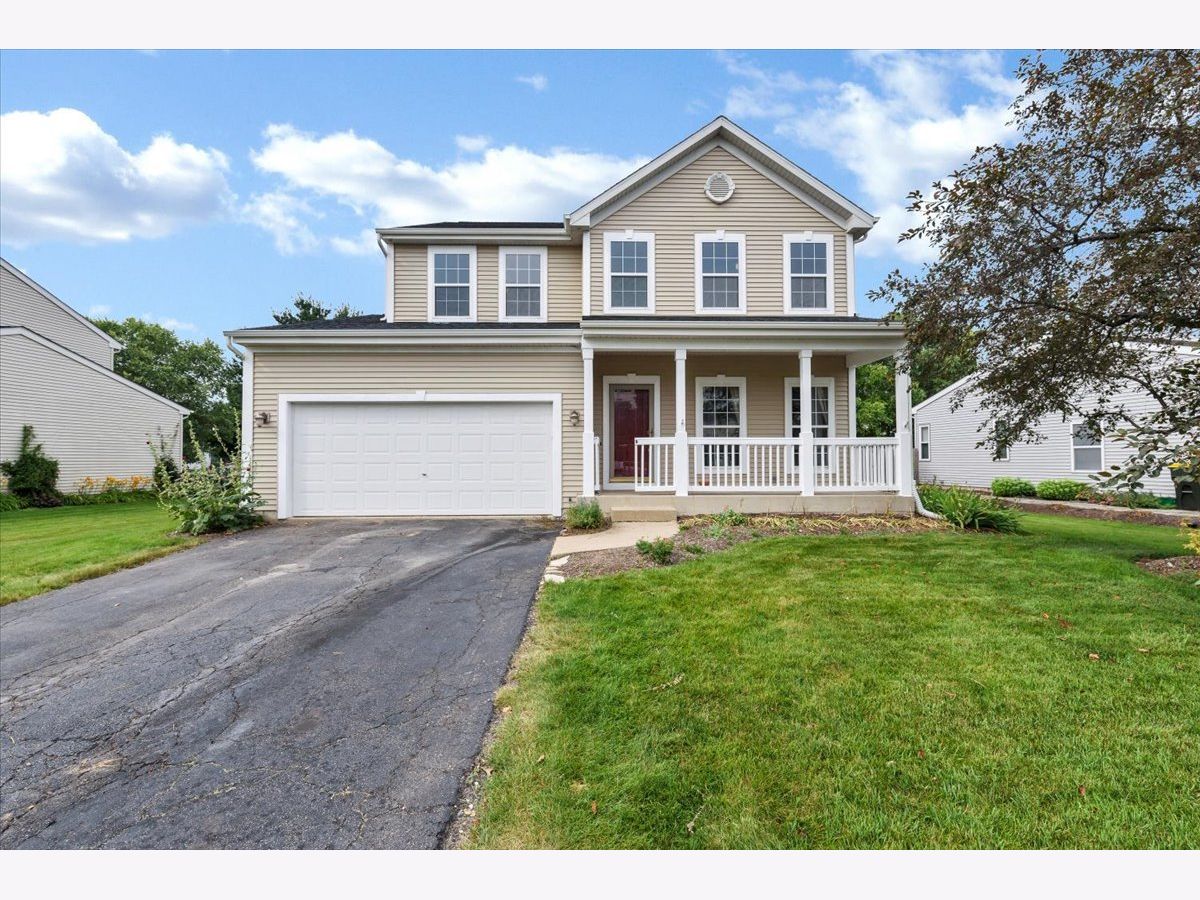 Homes & Condos & Townhomes Sold Riverbend Genoa Illinois, 211 Winding
