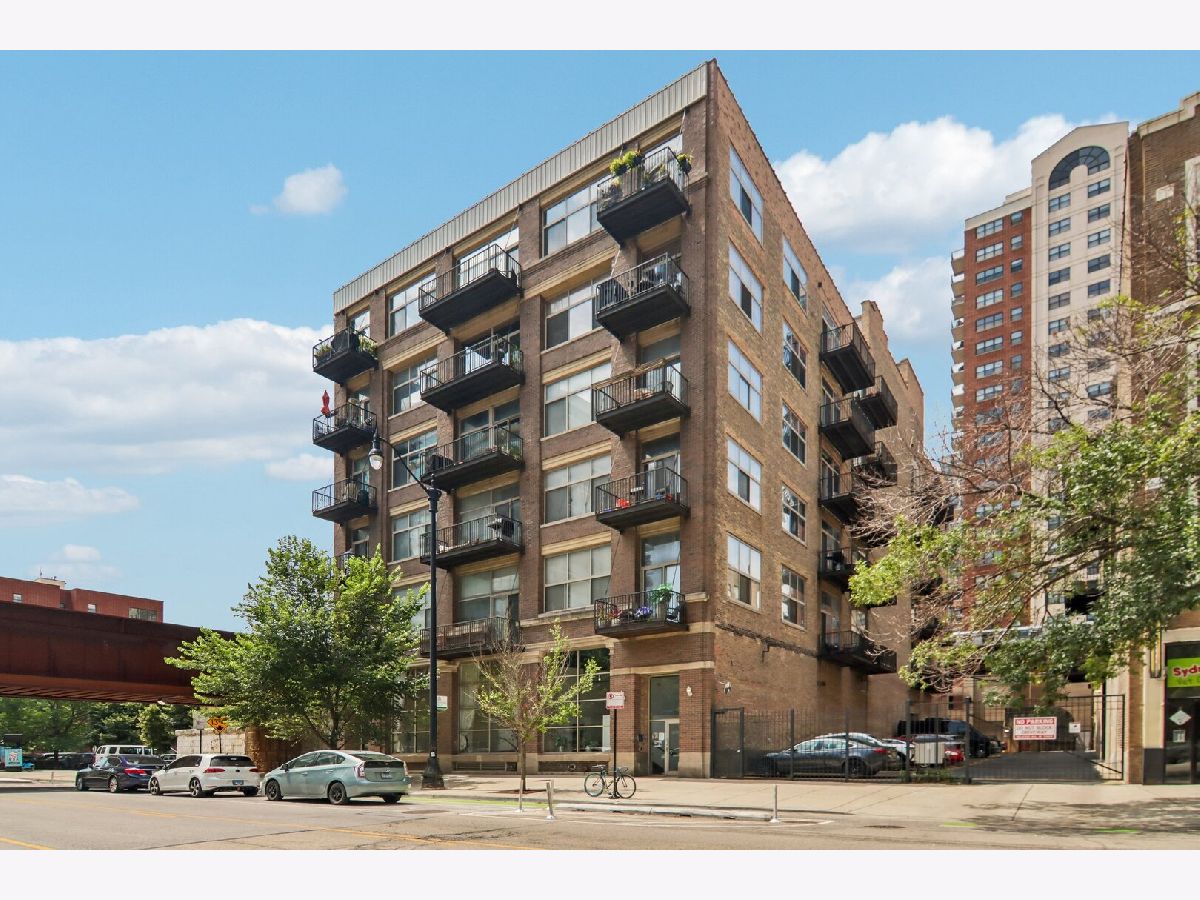  Rented Chicago Illinois, 1528 Wabash