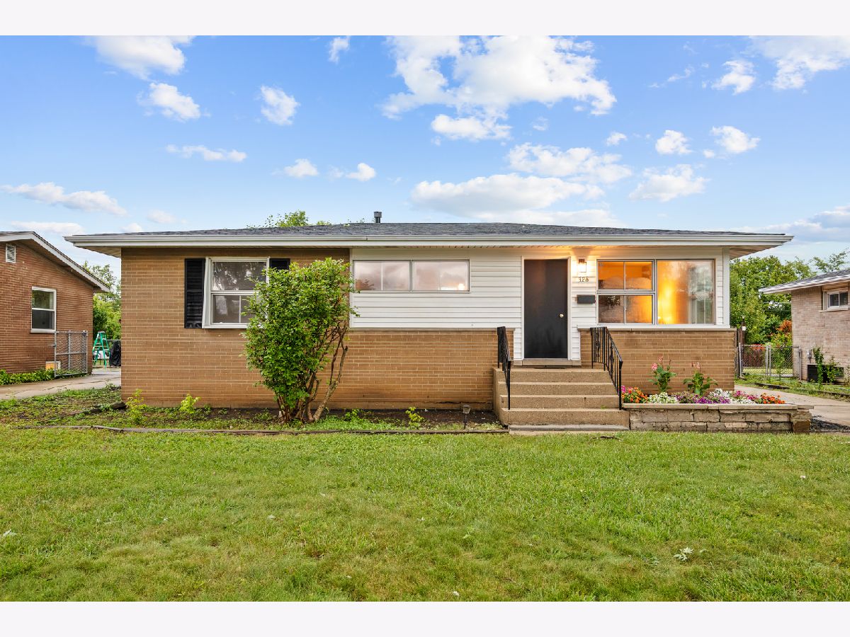  For Sale Addison Illinois, 326 Alden Drive
